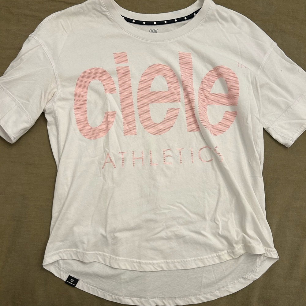 Women's White and Pink Top